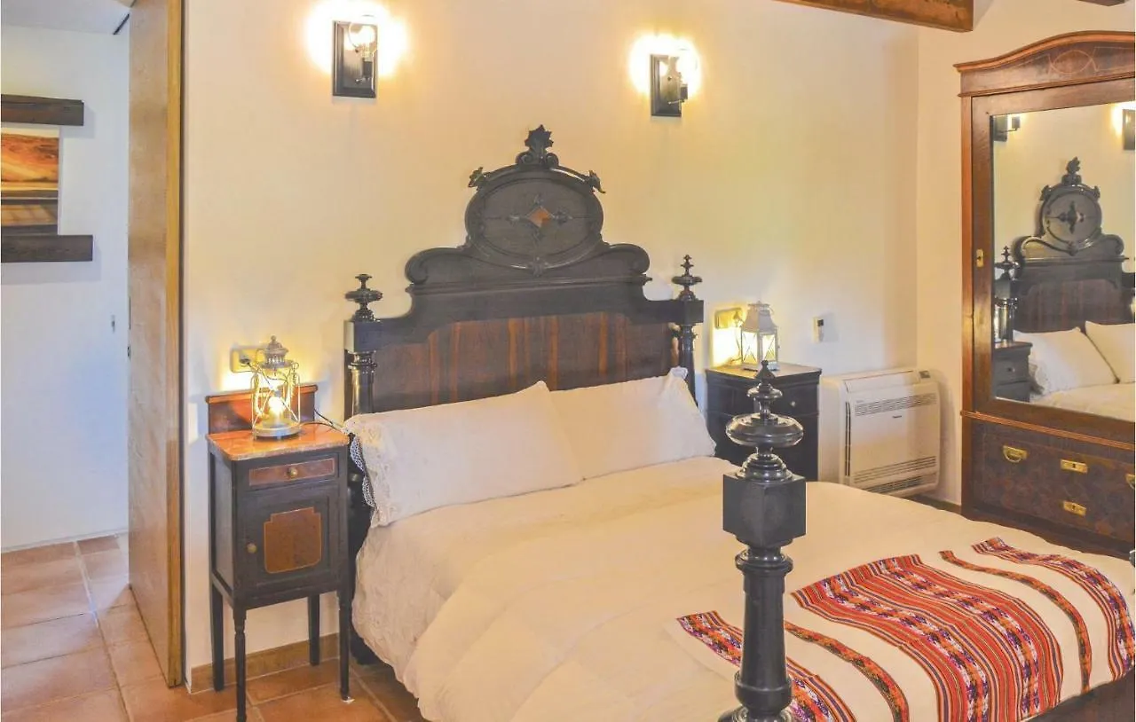 בית נופש Nice Home In Portol With Kitchen
